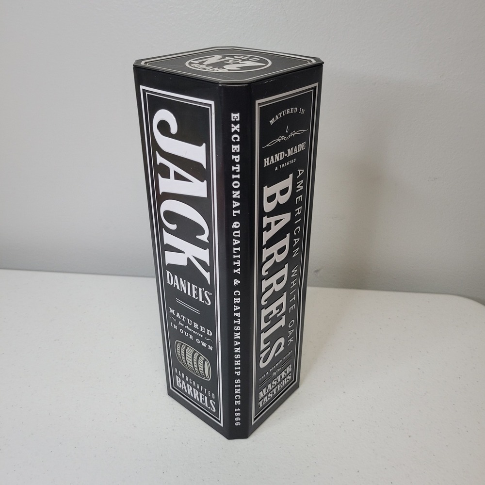 Jack Daniels Old No 7 Brand Tennessee Whiskey‎ Black Metal Tin Box 10.5"